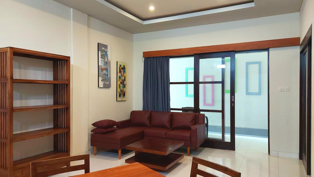 Hotel The New Moon Seminyak Extérieur photo