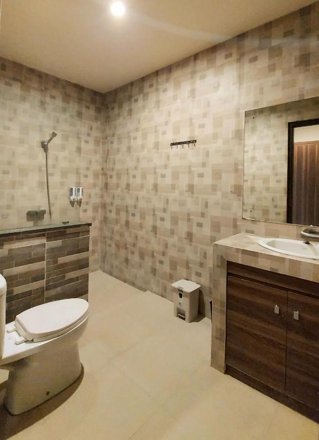 Hotel The New Moon Seminyak Extérieur photo